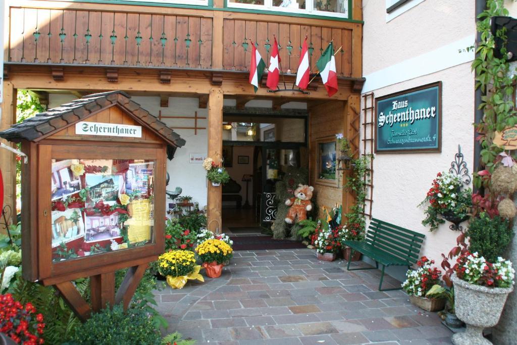 Hotel-Garni Schernthaner Санкт Гилген Екстериор снимка
