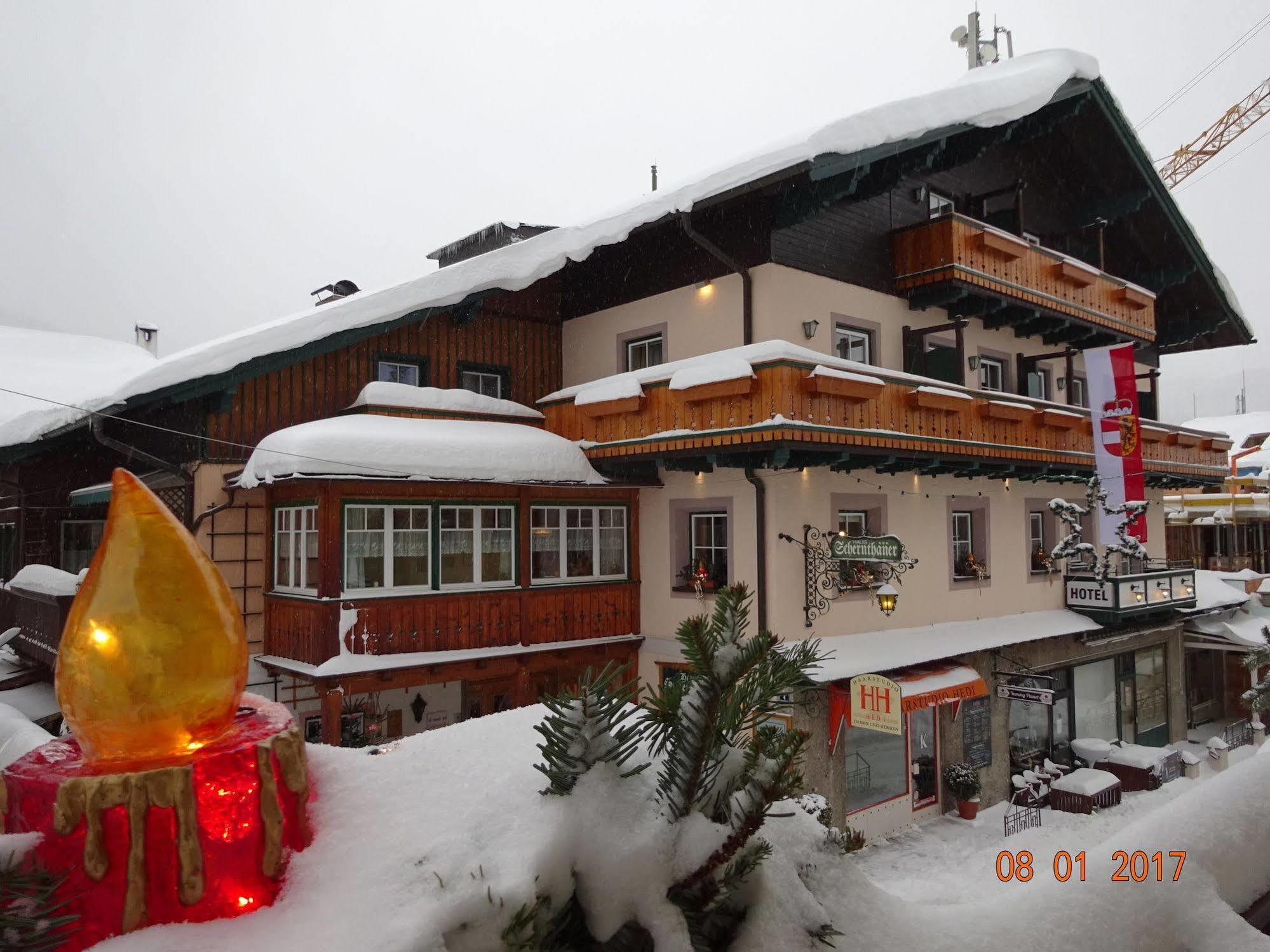 Hotel-Garni Schernthaner Санкт Гилген Екстериор снимка