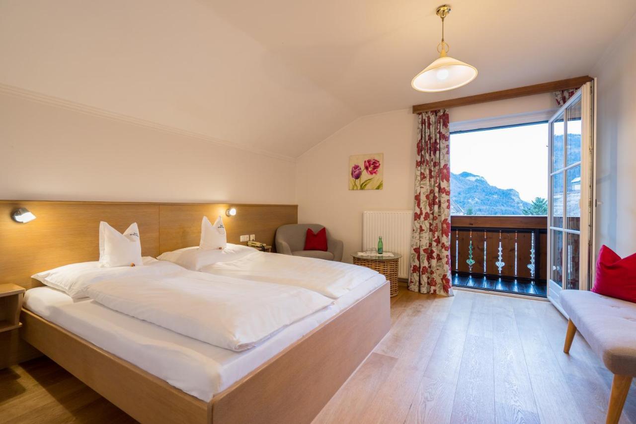 Hotel-Garni Schernthaner Санкт Гилген Екстериор снимка